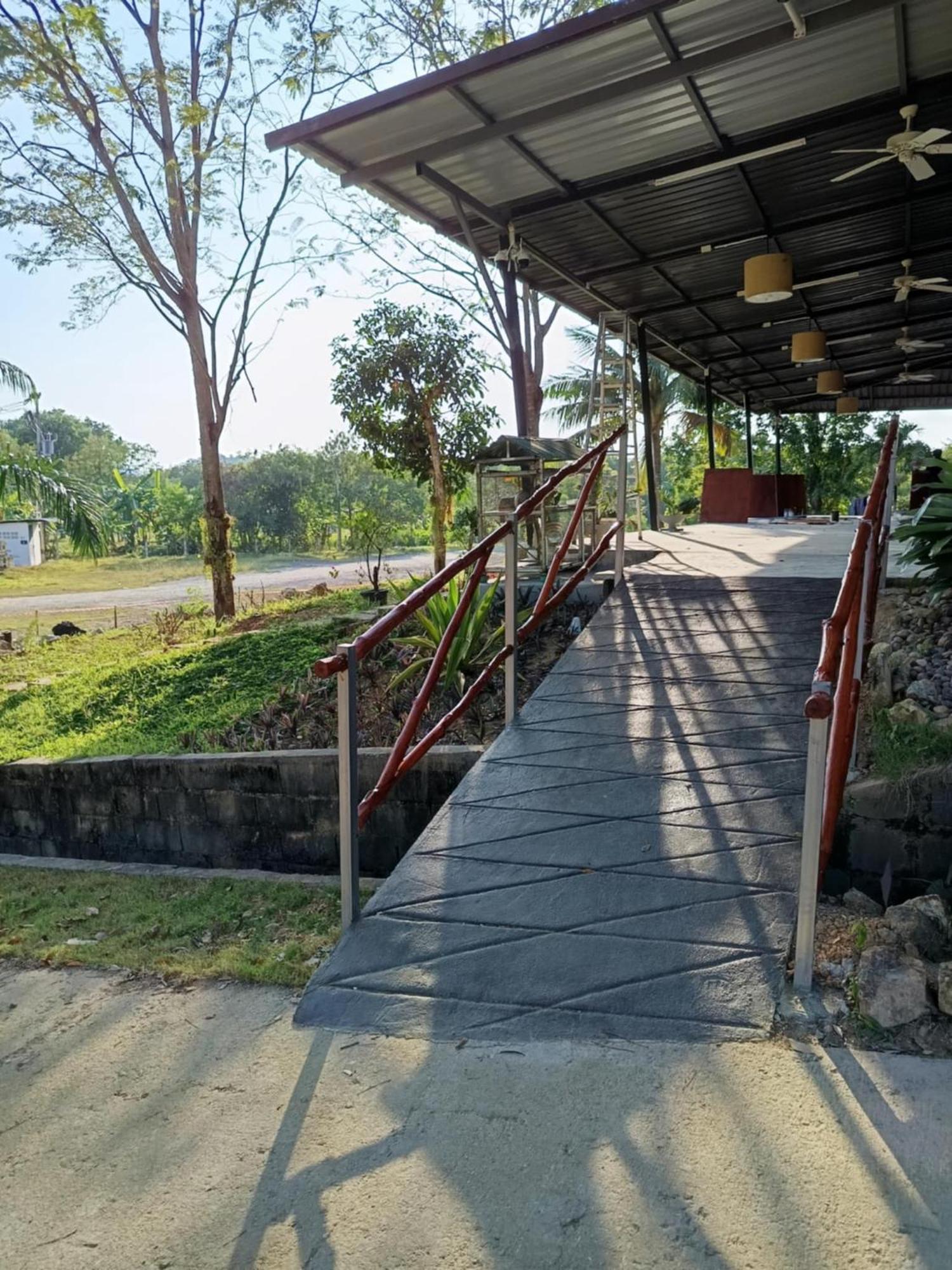 Green Gen Hotel, Mueang Phuket Ban Lo Ti Pa Εξωτερικό φωτογραφία